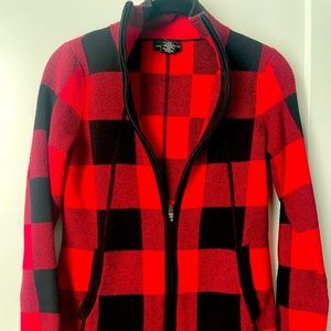 Buffalo Plaid - zip up sweater